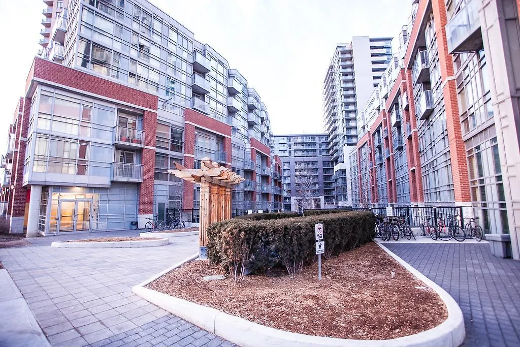 Pinnacle Suites - Queen West Lofts 0*, Toronto Canada