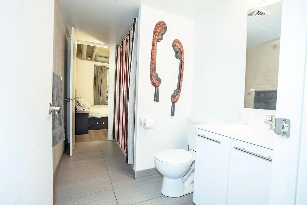 Pinnacle Suites - Queen West Lofts